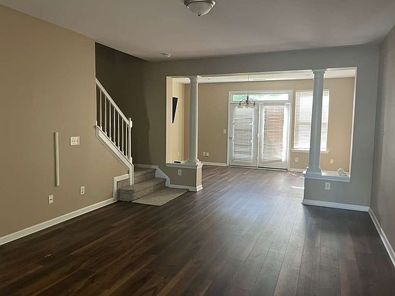 5th image of 130 Point Comfort Ln