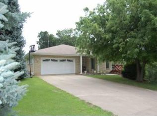 2154 Jewel Ave, Mount Pleasant, IA 52641