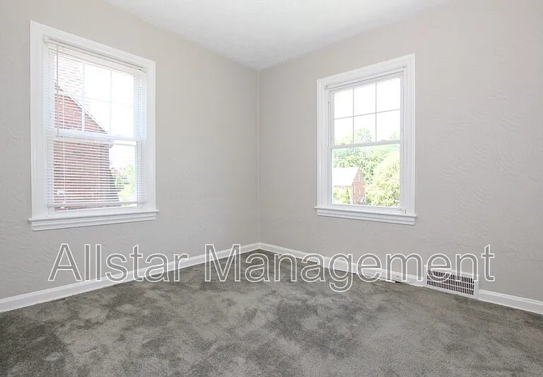 3690 Washington Blvd — Photo 31