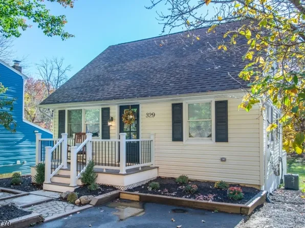 329 Flora Ave, Hopatcong Boro, NJ 07874