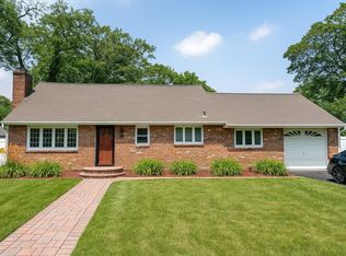 61 Ulster Ave, West Babylon, NY