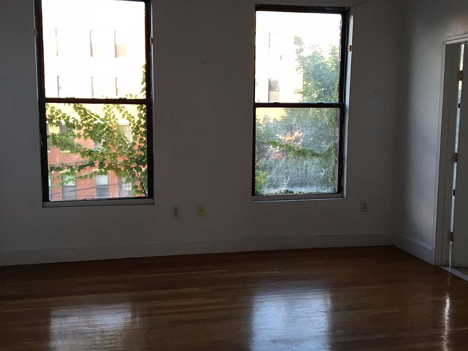 2nd image of 669 Massachusetts Ave APT 2Z