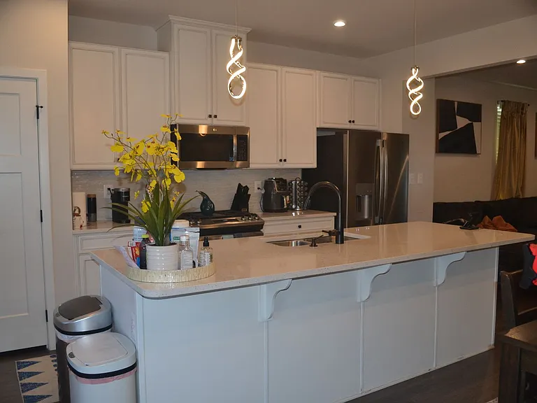 1015 Rampart Dr — Photo 6