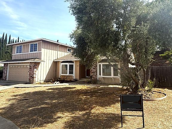 2nd image of 300 Diehl Way
