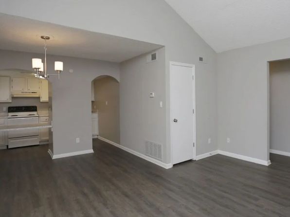 1079 Springhouse Dr #1017-C