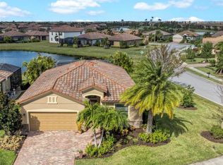 6895 Willowshire Way, Bradenton, FL 34212