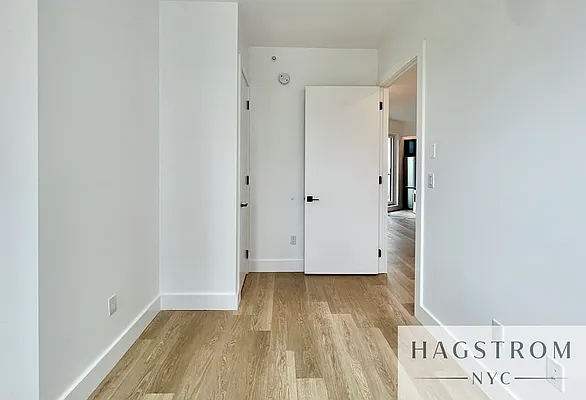 Rented by Hagstrom Management Inc | media 22
