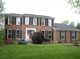 10282 Falling Waters Ln, Cincinnati, OH 45241