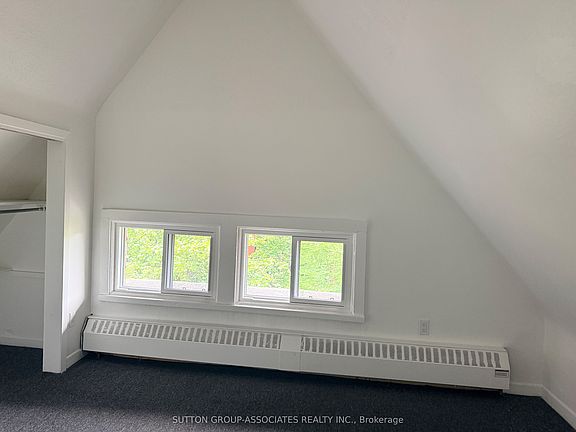 4th image of 52 Metcalfe St #407