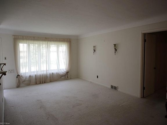 2nd image of 7533 Briarcliff Pkwy