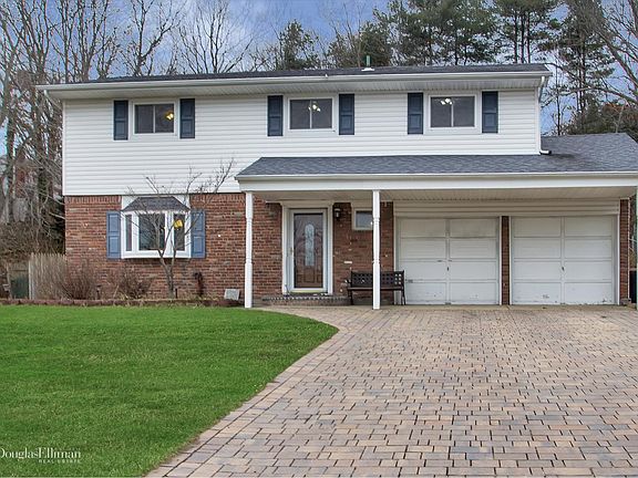 2nd image of 37 Leslie Ln