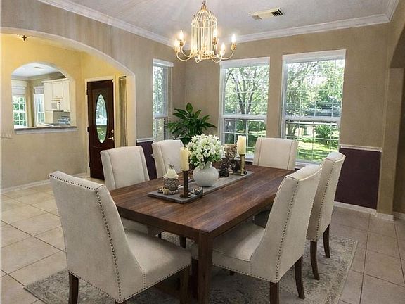 4th image of 51 N Country Gate Cir