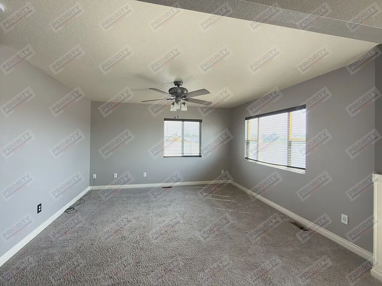 3301 Quacker Ave — Photo 11