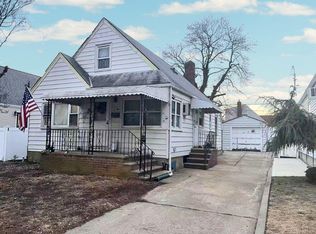 16328 20th Rd, Whitestone, NY 11357