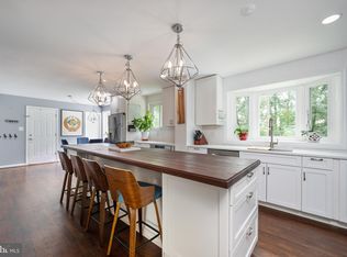 5631 Eastbourne Dr, Springfield, VA 22151