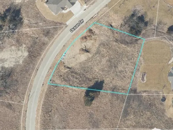 3416 Ocean Dr, Manhattan, KS 66503