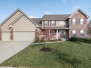 214 Irish Hound Dr, O'Fallon, MO 63368