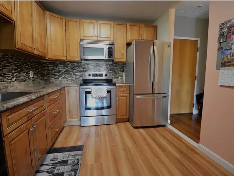 14 Heron St #410 — Photo 2