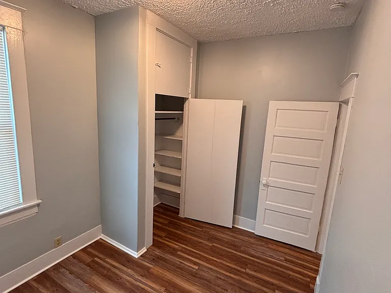 1806 High St — Photo 10