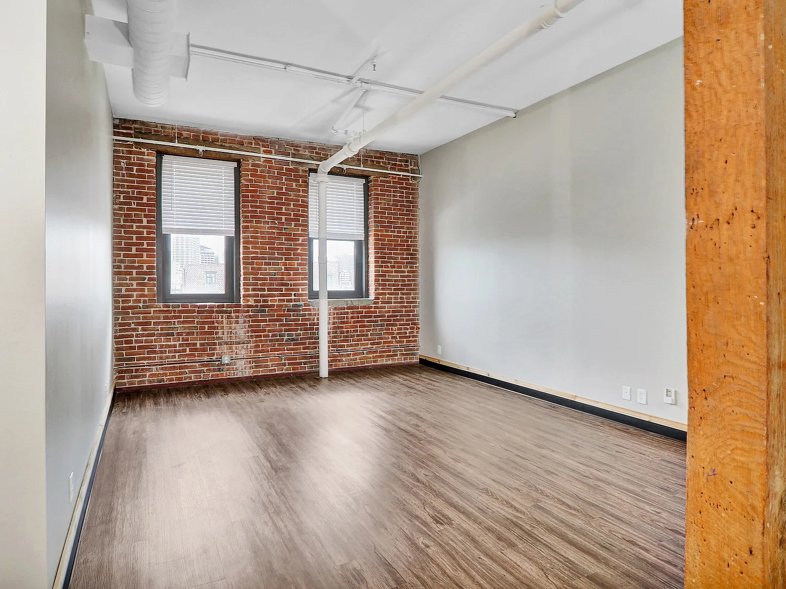 The Landings at River Market Loft & Apartment Homes — Photo 2
