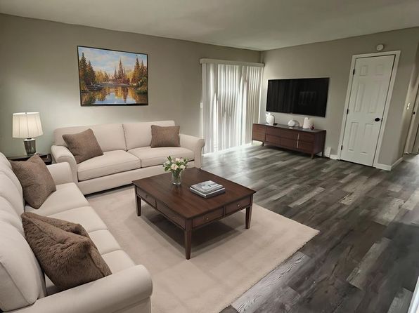 4502 Picturesque Cir #4
