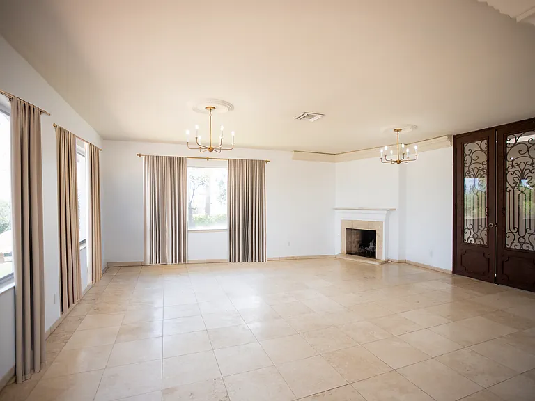 705 N Linda Vista Dr — Photo 10