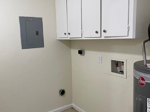 5th image of 215 N Bates St #D