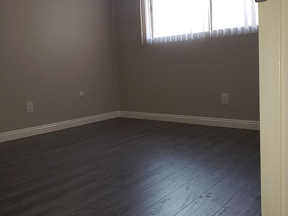 3rd image of 611 N Wilcox Ave #26
