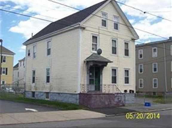 2nd image of 200 N Front St