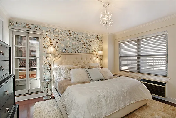 Sold by Corcoran | media 4