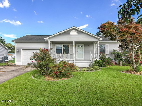 3rd image of 104 Mashburn Drive