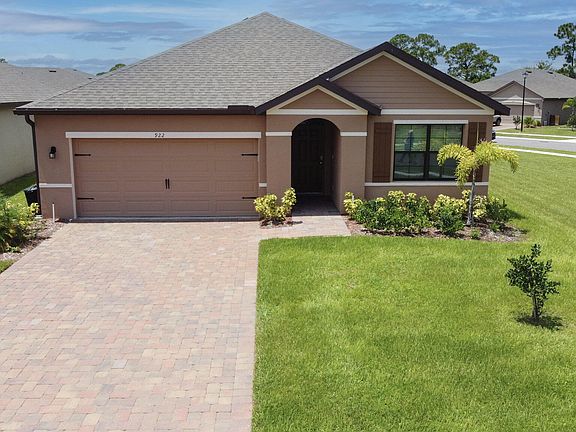 2nd image of 922 Remington Green Drive SE