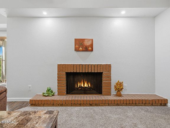 5th image of 1600 N Wilmot Rd Unit 208