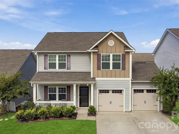 5137 Thomasville Dr, Belmont, NC 28012