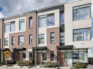1020 Portage Pkwy #Townhouse 42, Vaughan, ON L4K 4Z4