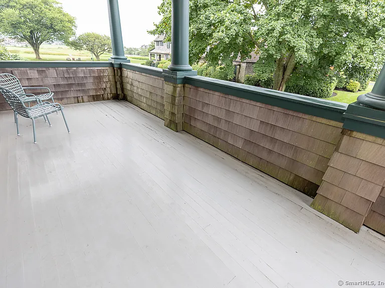 17 Agawam Ave — Photo 20