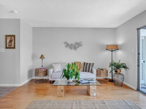 14409 Doolittle Dr, San Leandro, CA 94577