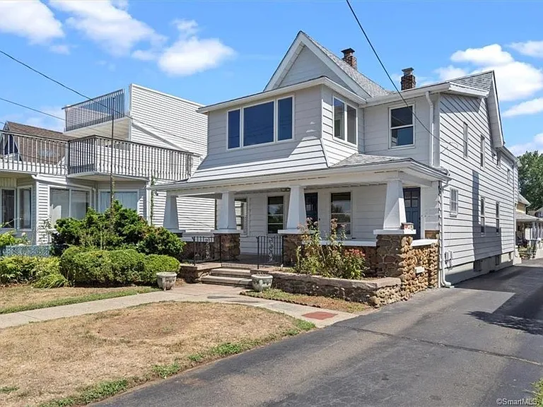 223 Townsend Ave #2 — Photo 26