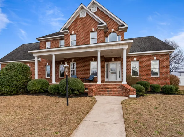 45 Walter Dr, Erwin, NC 28339