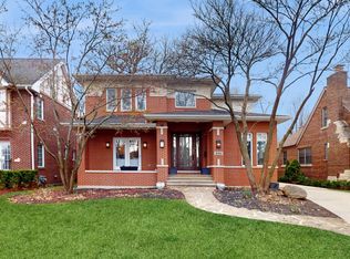 930 S Hamlin Ave, Park Ridge, IL 60068