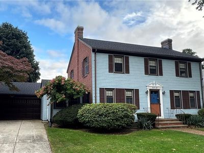 24 Alexander McGregor Rd, Pawtucket, RI, 02861