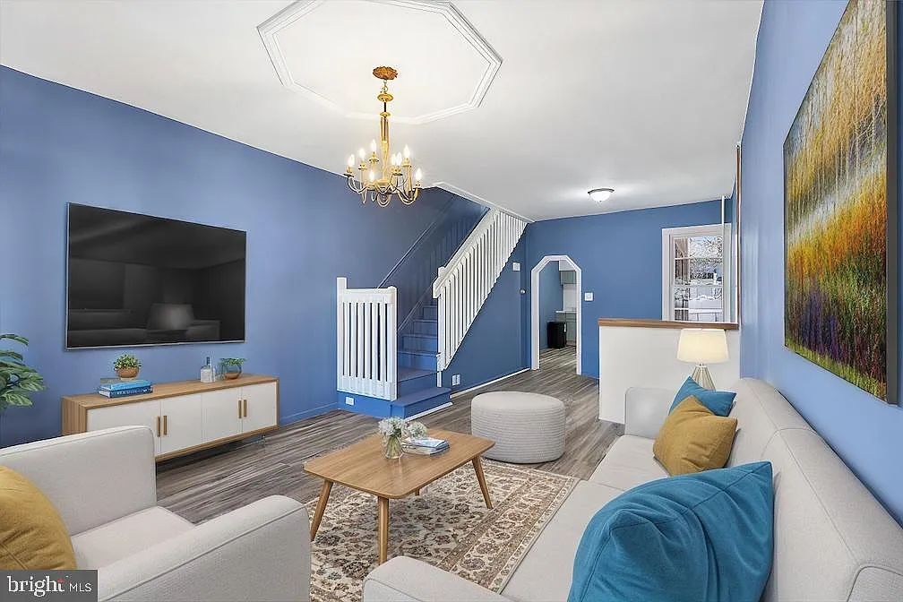 3 bed, 1111 sqft, $1,800 — Photo 1
