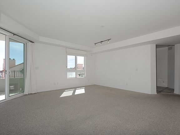 4th image of 12222 Wilshire Blvd APT 402