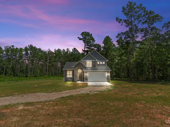 7019 Laurinburg Rd, Raeford, NC 28376