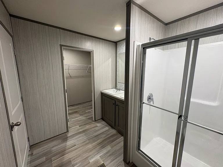 690 Rose Blvd — Photo 14