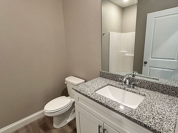 5th image of 320 Hillview Mills Blvd #122