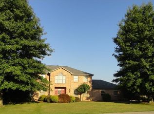 427 Cherry Blossom Dr, Rostraver Township, PA 15012