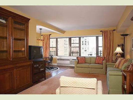 Sold by Stribling | media 1