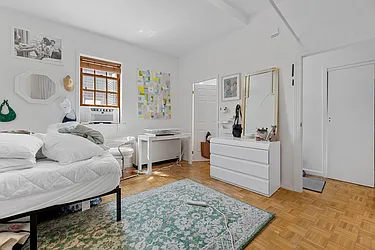 Rented by REAL New York