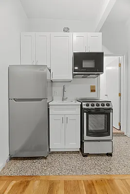 Rented by REAL New York | media 10